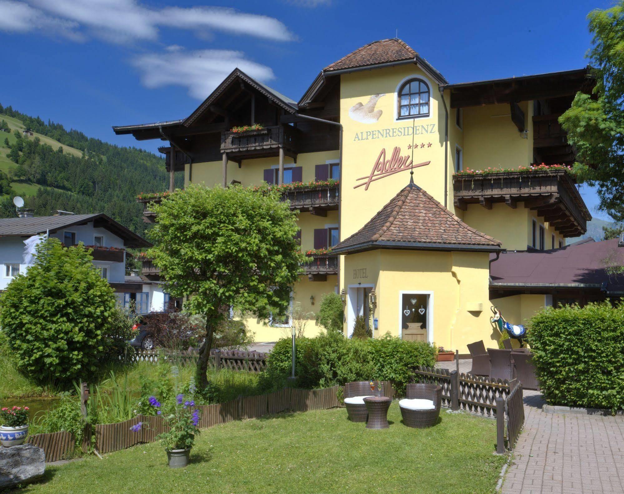 Hotel Alpenresidenz Adler à Kirchberg en Tyrol Extérieur photo