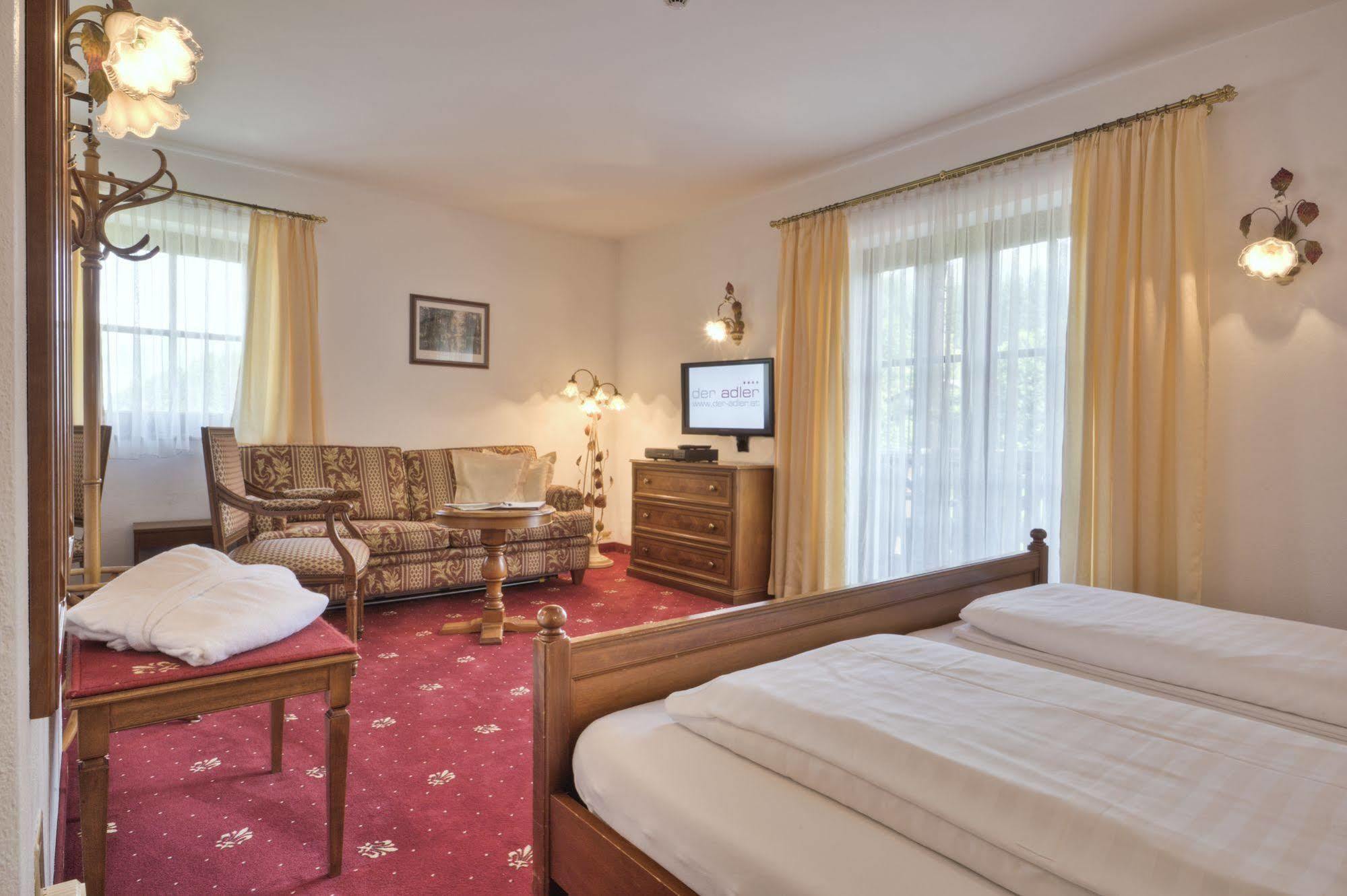 Hotel Alpenresidenz Adler à Kirchberg en Tyrol Extérieur photo