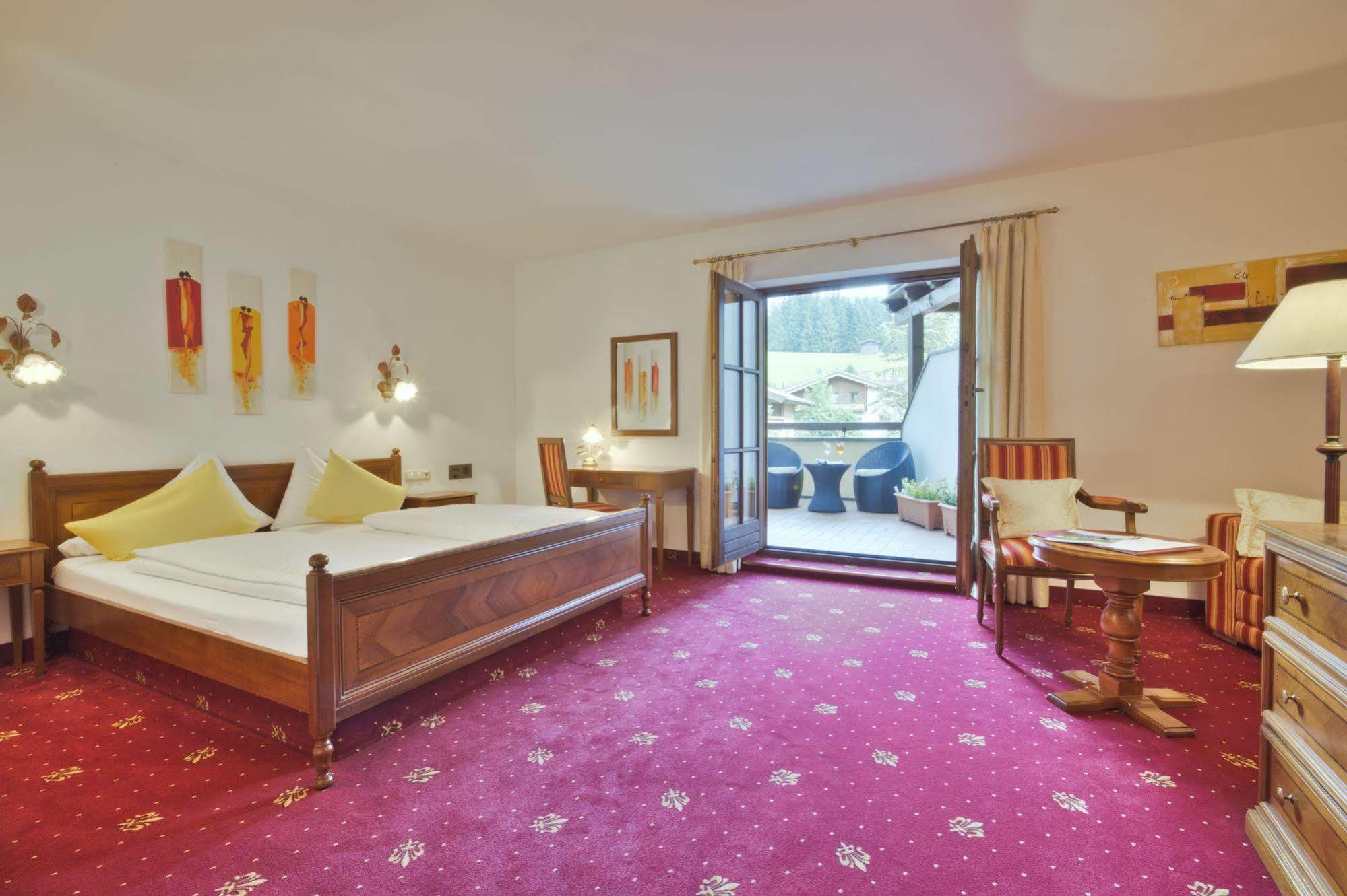 Hotel Alpenresidenz Adler à Kirchberg en Tyrol Extérieur photo